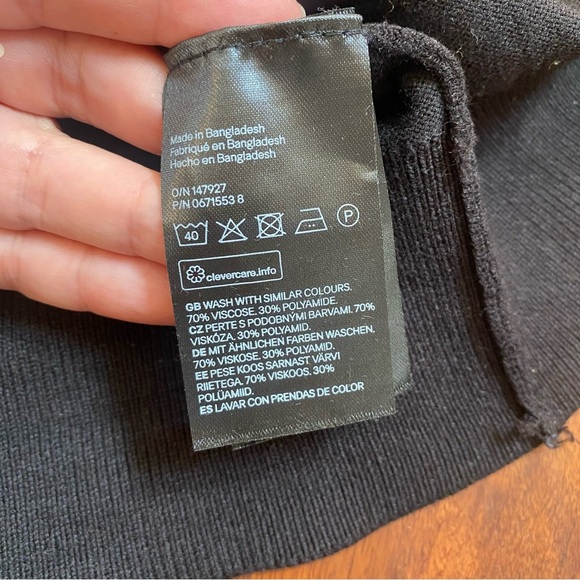 H&M Women’s Black Cardigan Sweater Long Sleeve Basic Button Up Size Large - Picture 5 of 5
